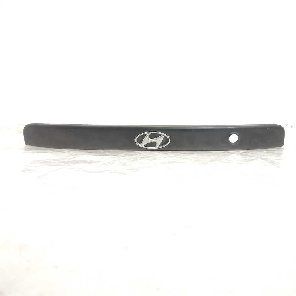 Moldura Compuerta Trasera Hyundai