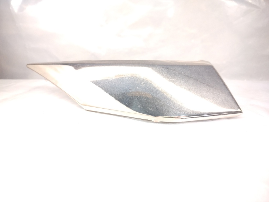 Moldura Faro Delantero Izquierdo Toyota