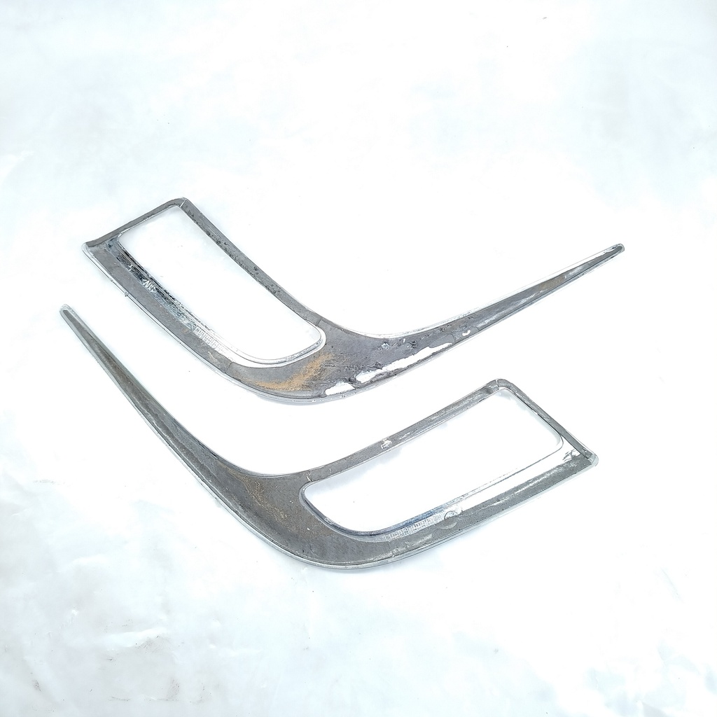 Molduras Cromadas LEDS Bumper Suzuki