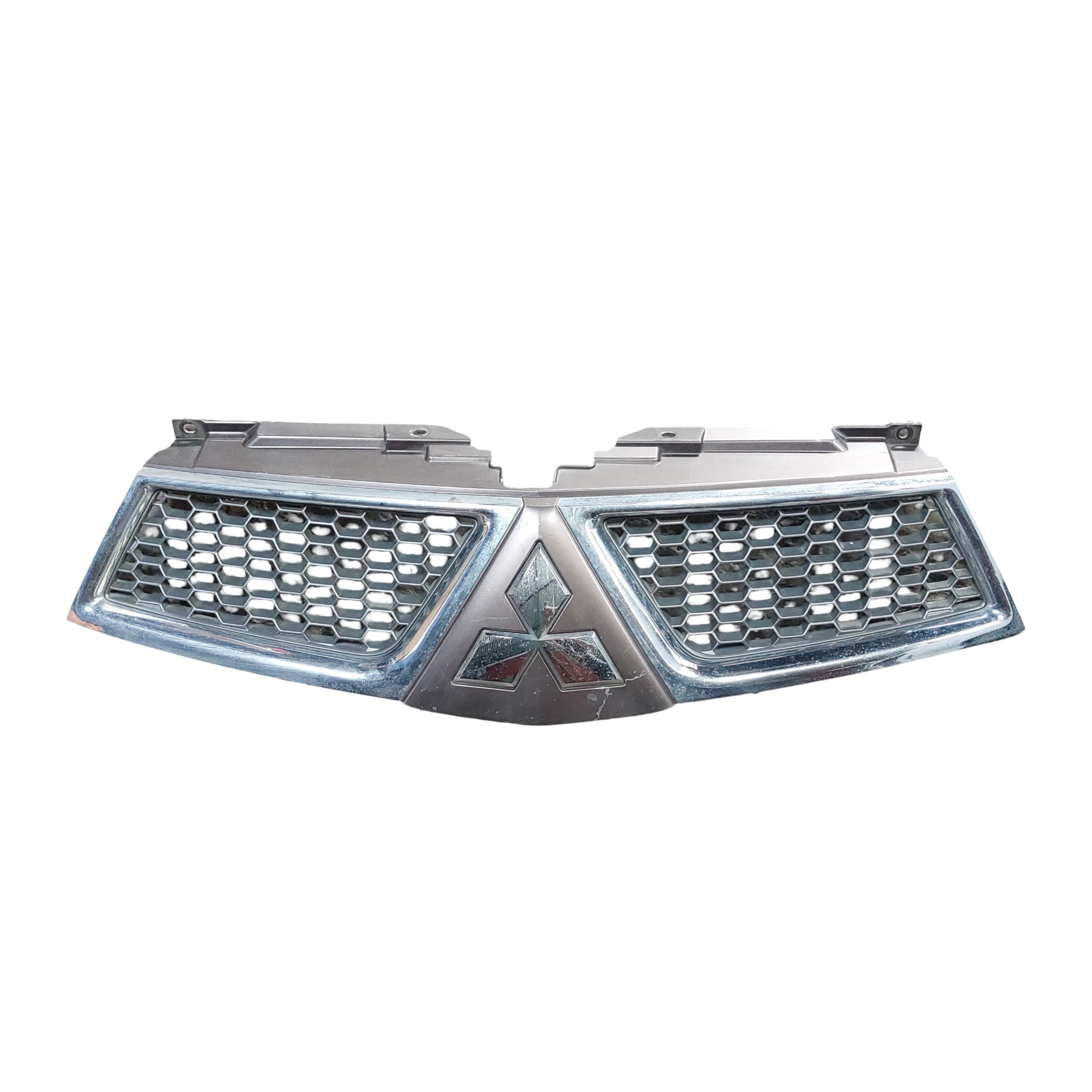 Parrilla Frontal Mitsubishi L200