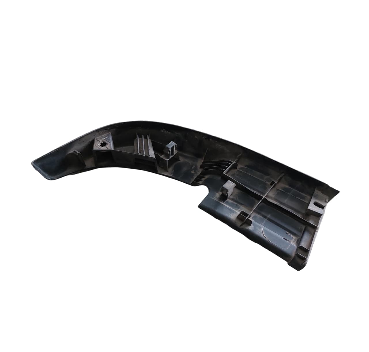 Placa Izquierda Bumper Trasero Toyota Hilux