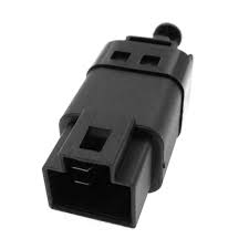 SWITCH FRENO CHEVROLET AVEO 1.2 1.5 1.6 2004-2013 OPTRA 1.6 1.8 2004-2010 SPARK 2006-2013 (2 PATAS)