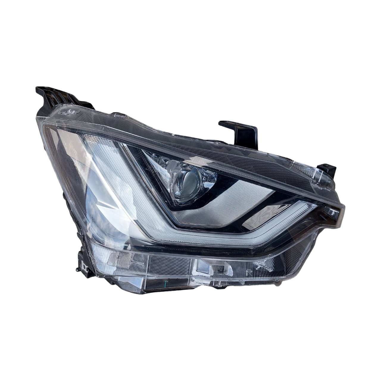 Faro Derecho Isuzu D-Max