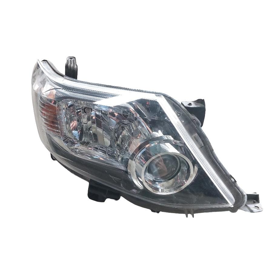 Faro Derecho Toyota Fortuner