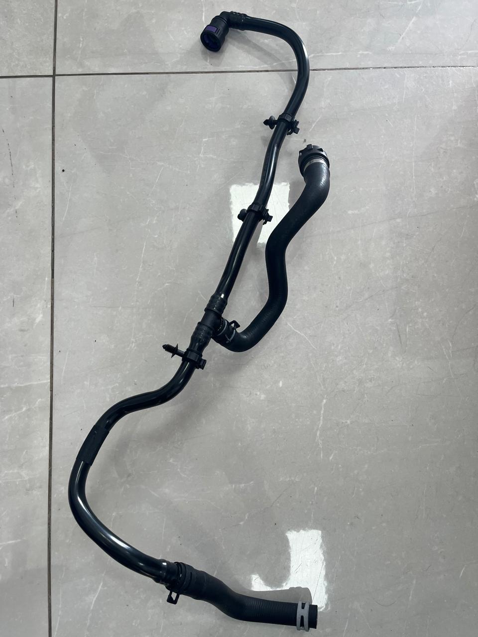 MANGUERA RADIADOR INFERIOR GEELLY GEOMETRY E 2022-2026