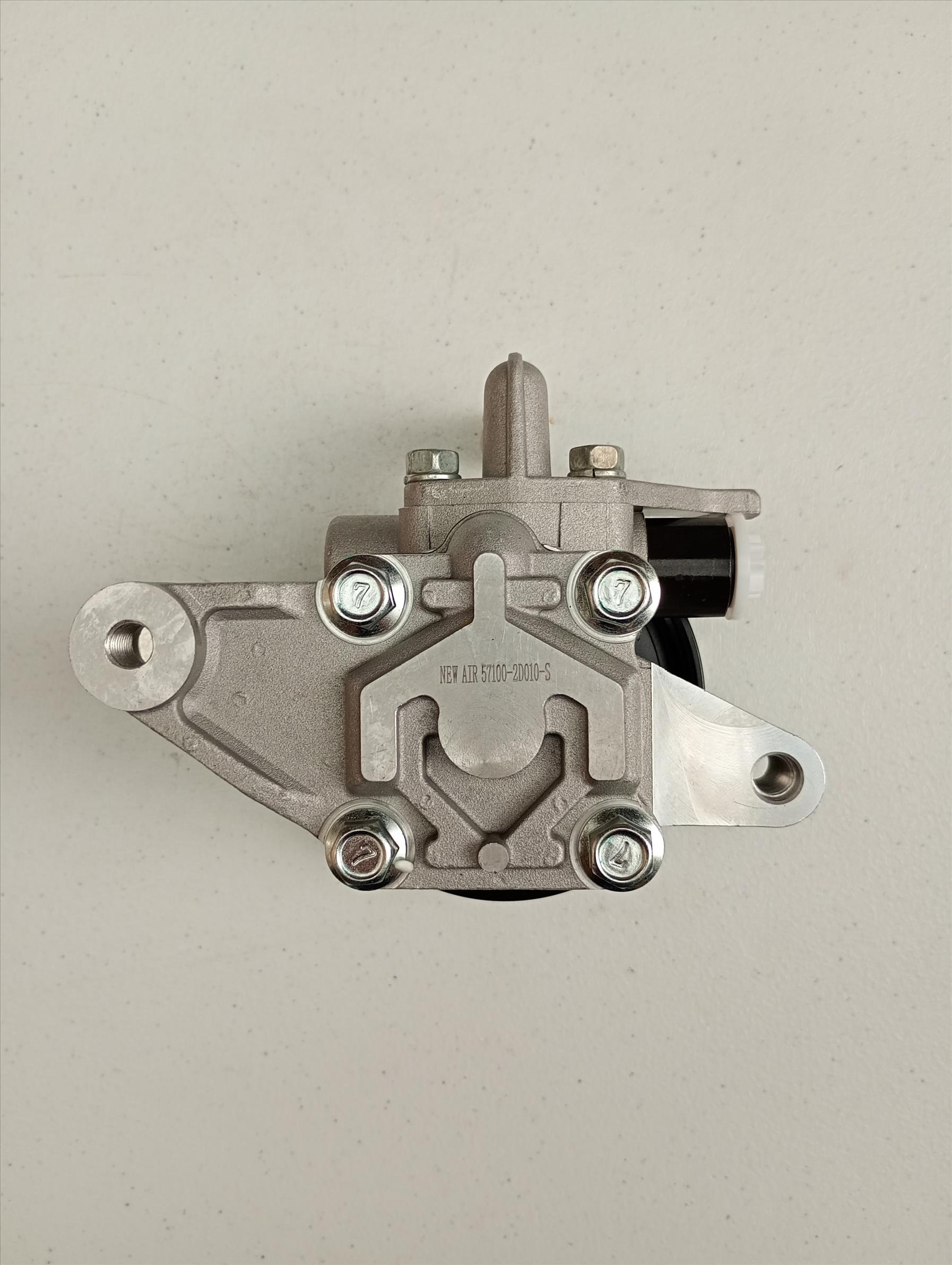 BOMBA DE DIRECCION HIDRAULICA HYUNDAI ELANTRA 01-06 2.0 NEW AIR