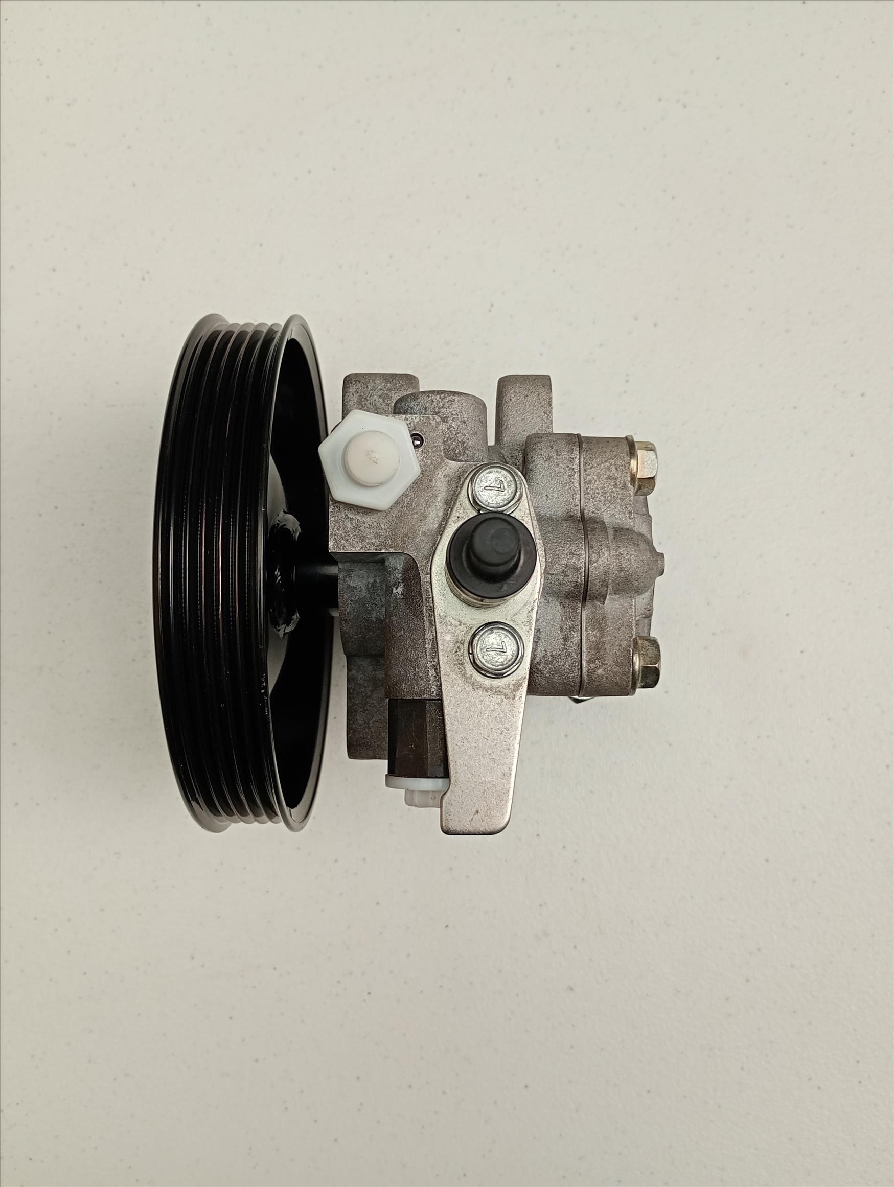BOMBA DE DIRECCION HIDRAULICA HYUNDAI SANTA FE 01-05 2.4 GASOLINA NEW AIR