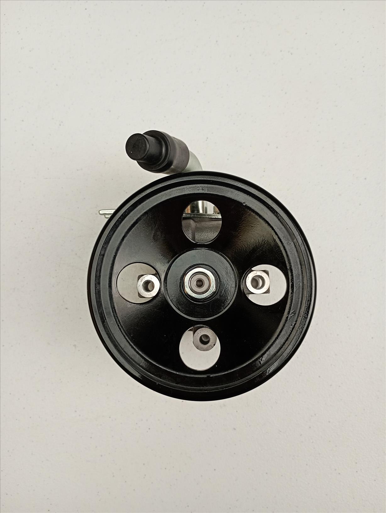 BOMBA DE DIRECCION HIDRAULICA HYUNDAI SANTA FE 06-10 D4EB DIESEL NEW AIR