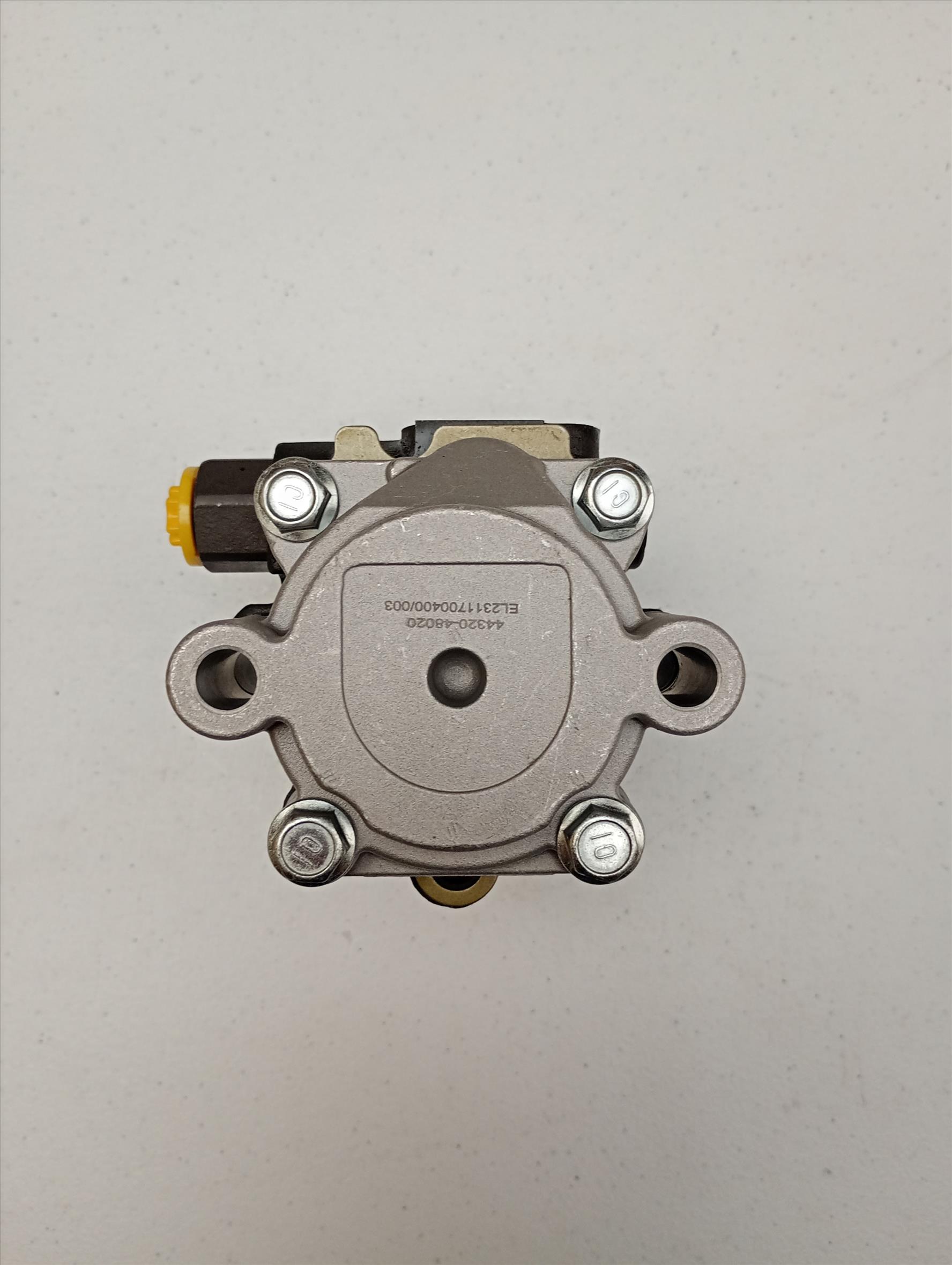 BOMBA DE DIRECCION HIDRAULICA TOYOTA HIGHLANDER 01-03 3.0L V6 LEXUS RX300 99-03