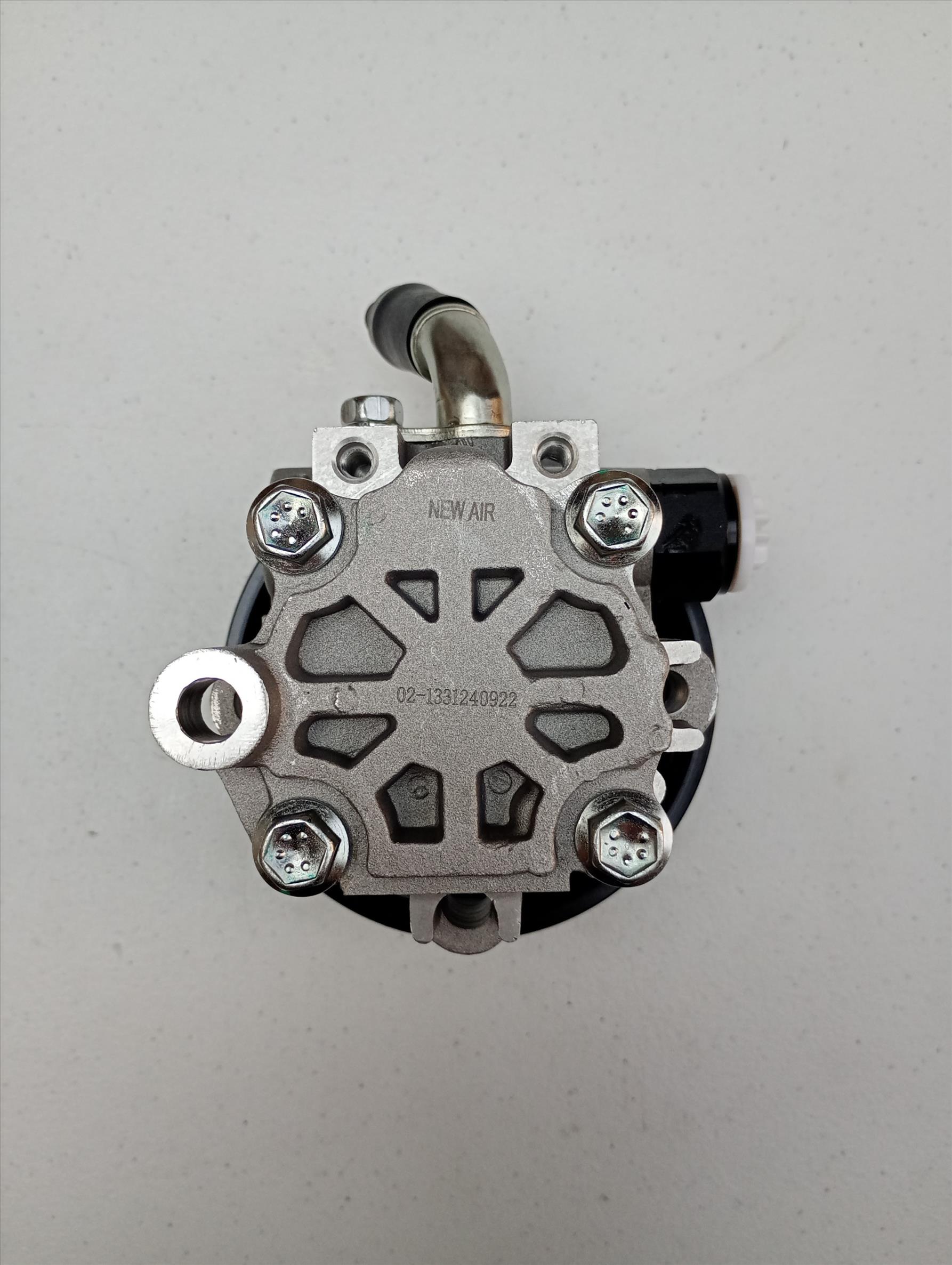 BOMBA DE DIRECCION HIDRAULICA TOYOTA HILUX REVO 16-21 1GD/2GD NEW AIR