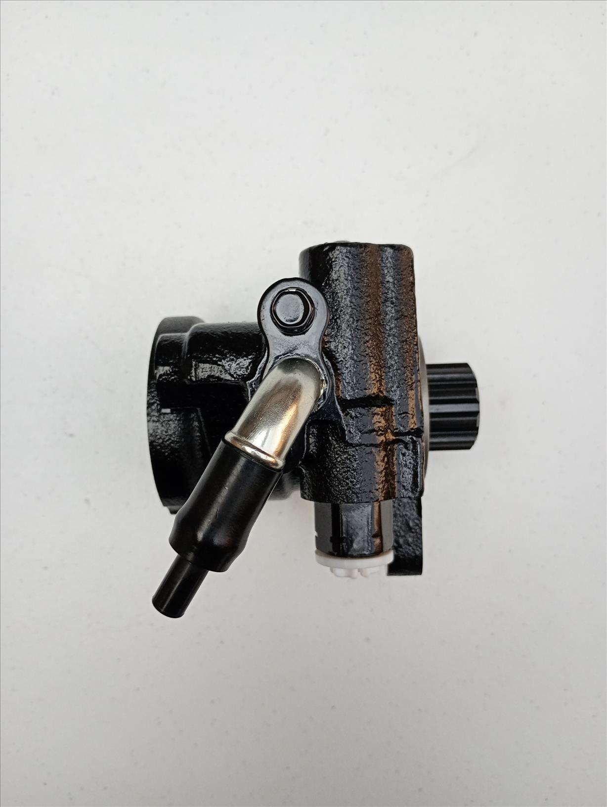 BOMBA DE DIRECCION HIDRAULICA TOYOTA PRADO/4RUNNER 96-02 1KZ NEW AIR